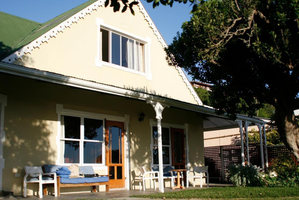 Milkwood Manor B & B Kenton on Sea Exteriör bild