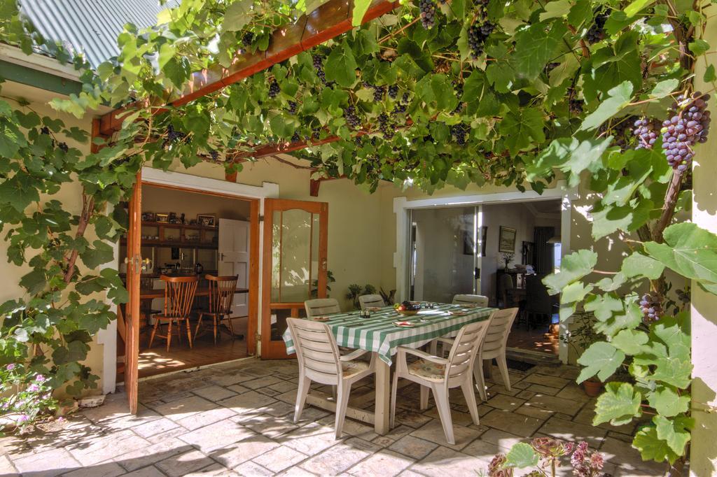 Milkwood Manor B & B Kenton on Sea Exteriör bild