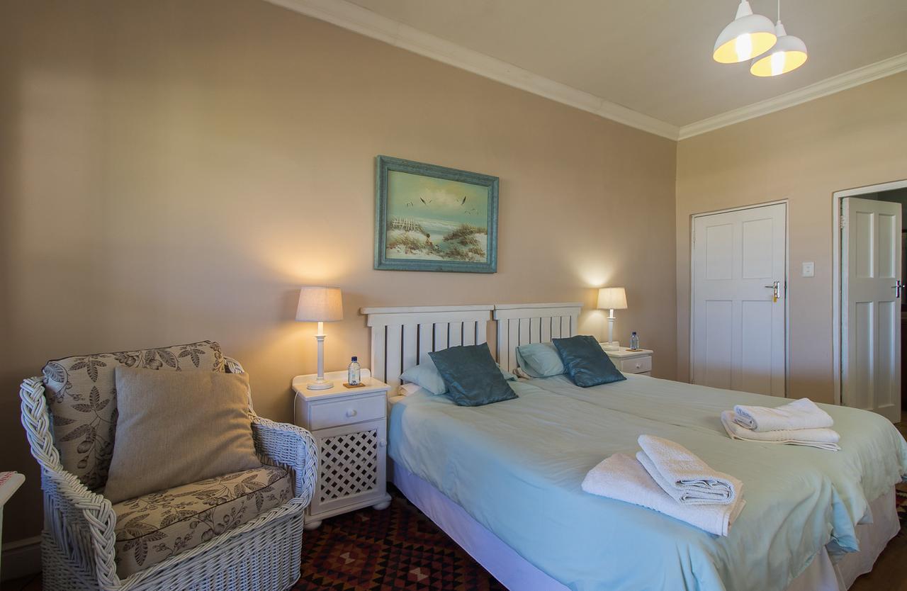 Milkwood Manor B & B Kenton on Sea Exteriör bild